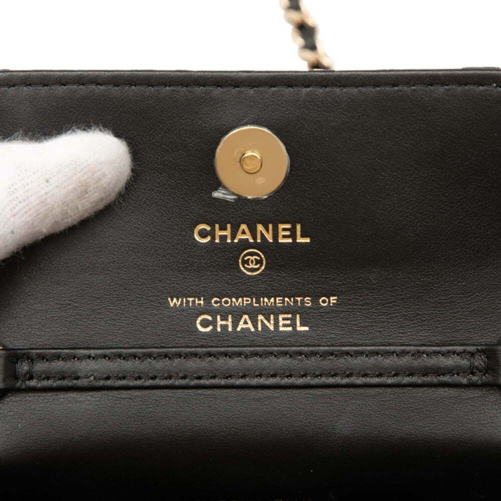 CHANEL Black Leather Logo Shoulder Bag - Picture 5 of 7